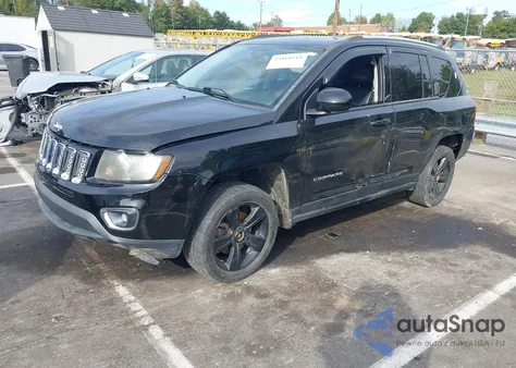 2015 Jeep Compass Latitude из США, поврежденный, VIN 1C4NJCEA1FD164963